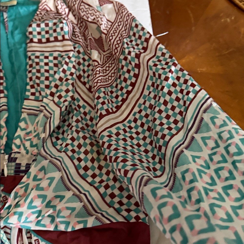 Issa London 100 percent silk tunic style Multicolor Geometric blouse - Picture 3 of 15